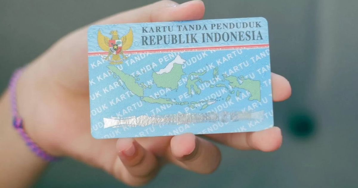 Cara Urus KTP Rusak (Patah, Terkelupas, Pudar)